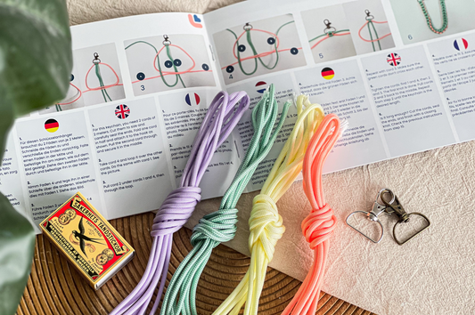DIY Kit Macramé keychain (2 pieces)